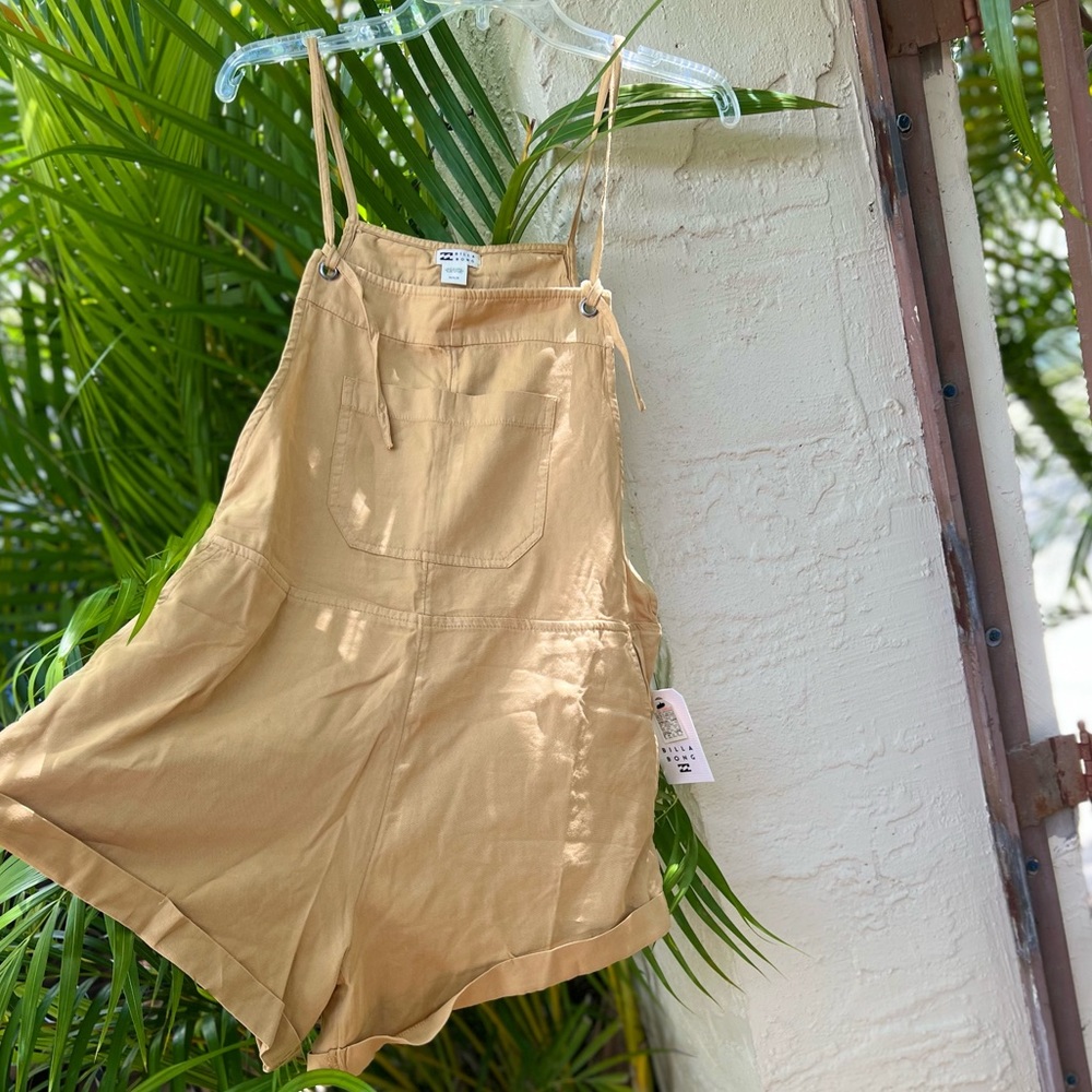 🐝 BILLABONG 🐝 Wild Pursuit Wild Honey Romper Overall